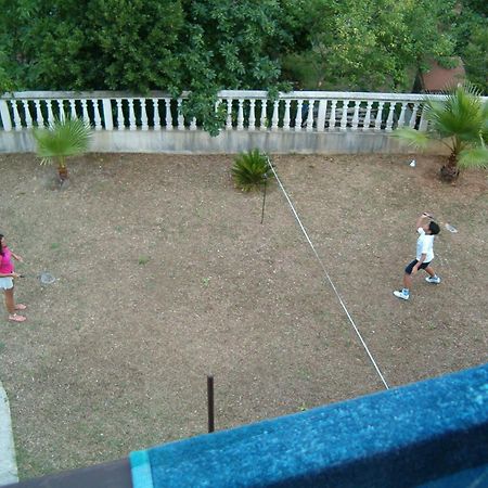 Villa Mia Apartments Bijela Dış mekan fotoğraf