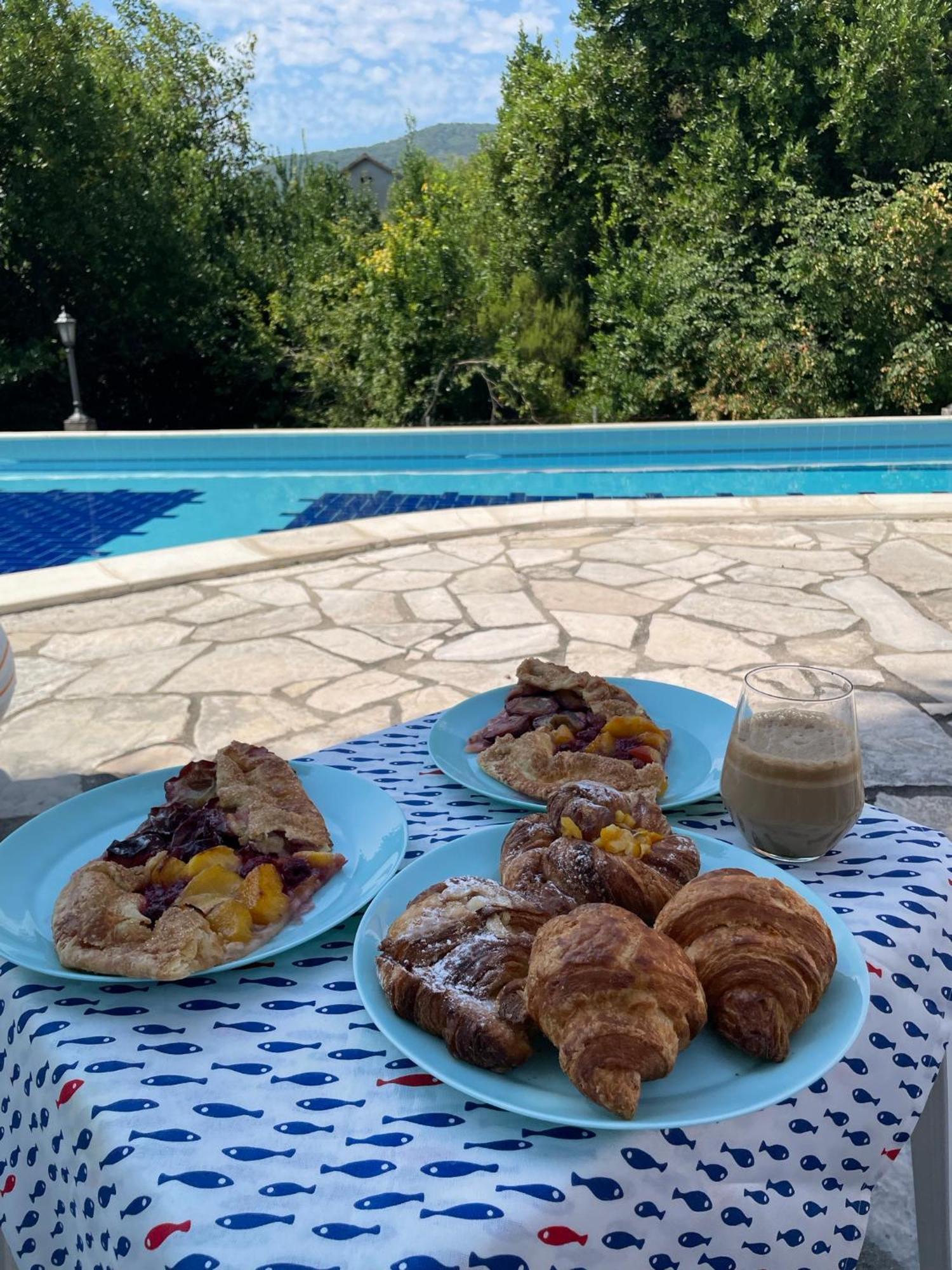 Villa Mia Apartments Bijela Dış mekan fotoğraf