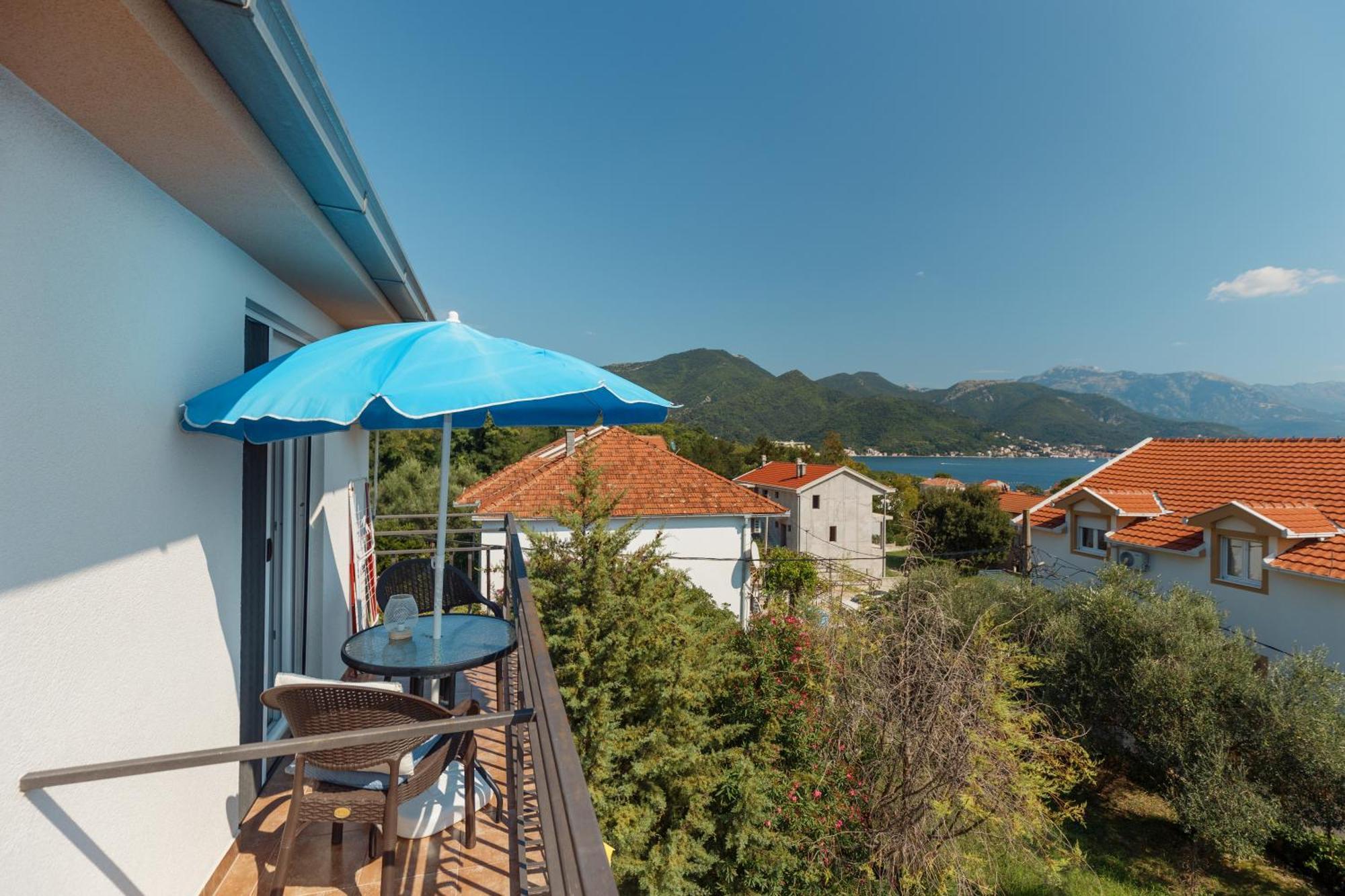 Villa Mia Apartments Bijela Dış mekan fotoğraf