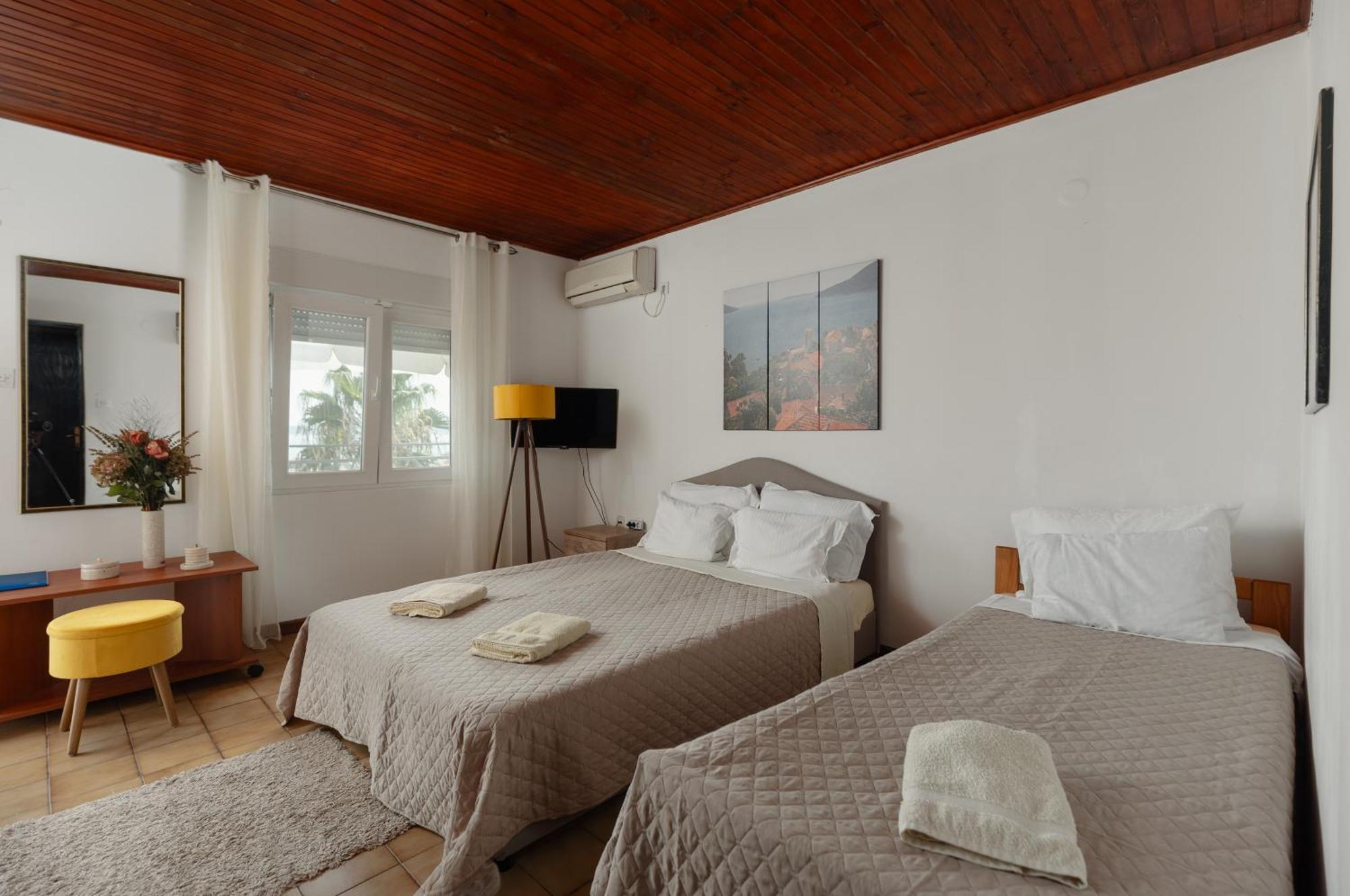Villa Mia Apartments Bijela Dış mekan fotoğraf