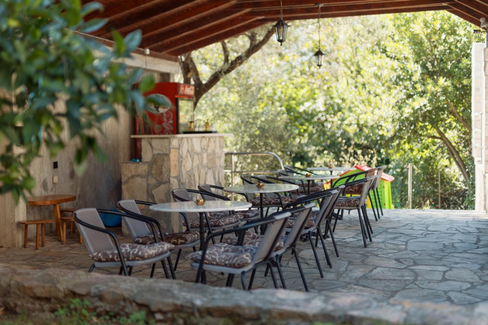 Villa Mia Apartments Bijela Dış mekan fotoğraf