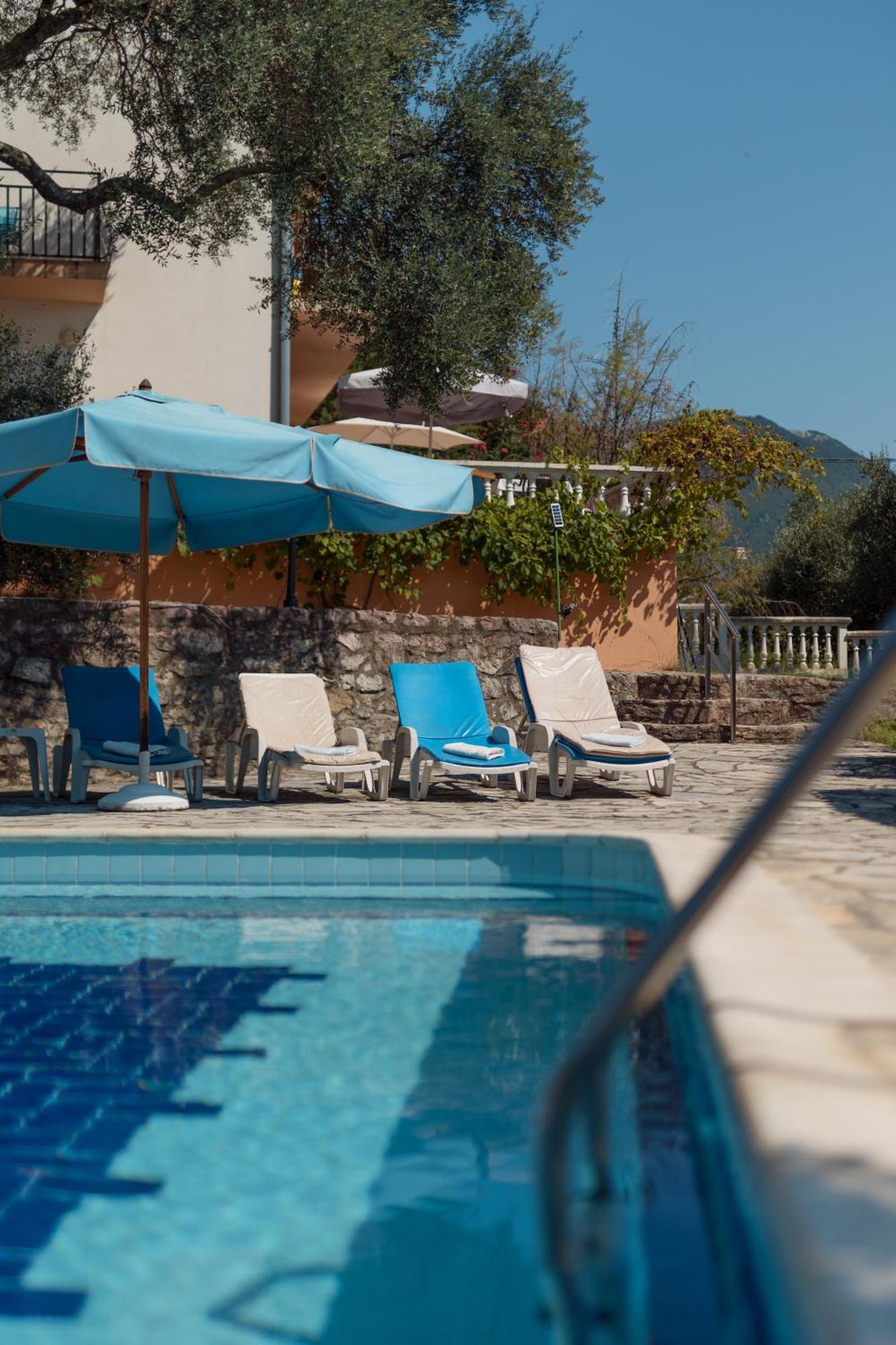 Villa Mia Apartments Bijela Dış mekan fotoğraf