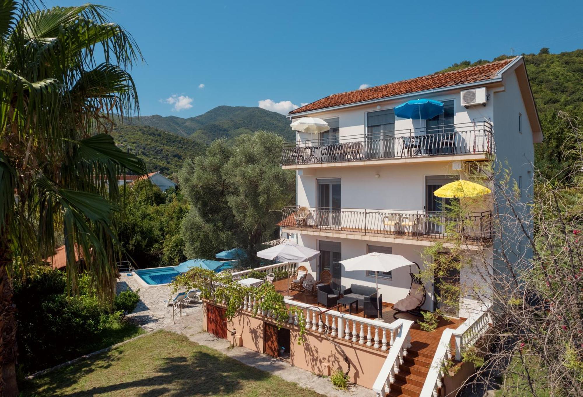 Villa Mia Apartments Bijela Dış mekan fotoğraf