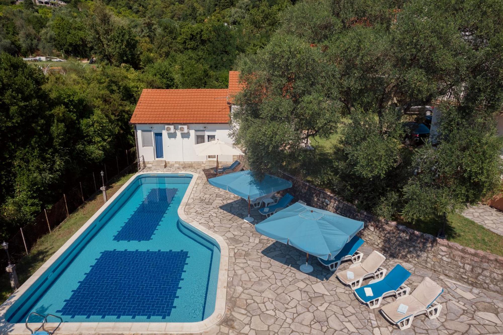 Villa Mia Apartments Bijela Dış mekan fotoğraf